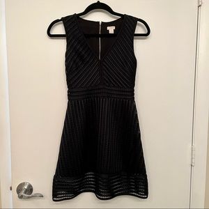 J. Crew Black Dress
00 Petite